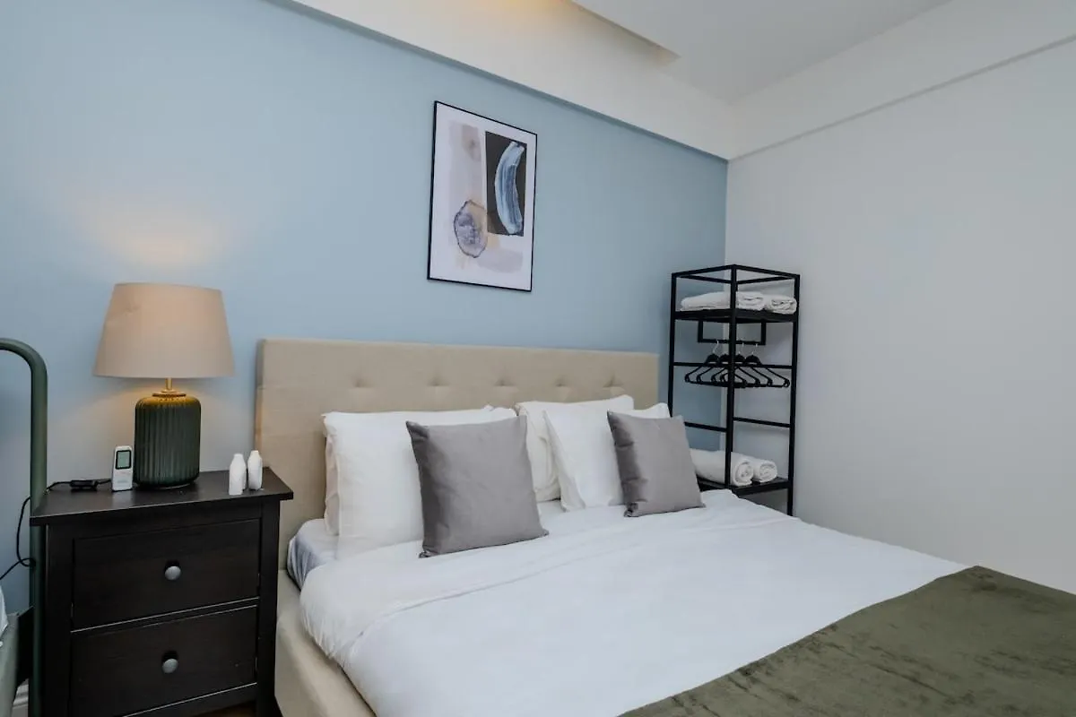 Bosphorus View With Spacious 3 Bedrooms Istanbul Apartment