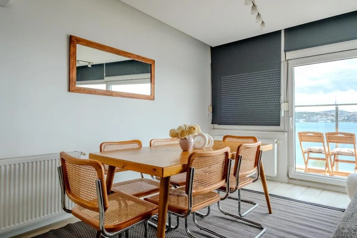 Bosphorus View With Spacious 3 Bedrooms Istanbul 0*,